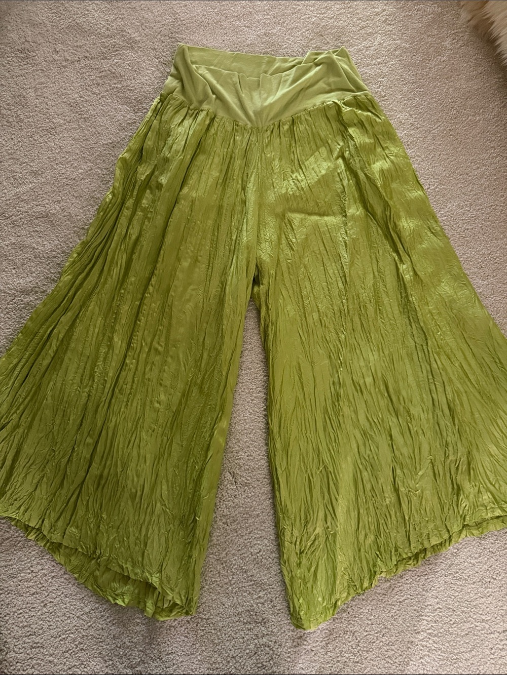 Women's Olive Green Wide-Leg Crinkle Palazzo Pants 💯 % silk,M